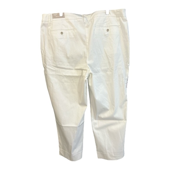 Chico’s Polished Chino Ankle Pant Basic Alabaster NWT Size 4R (20R) Quiet Luxury - Picture 3 of 6